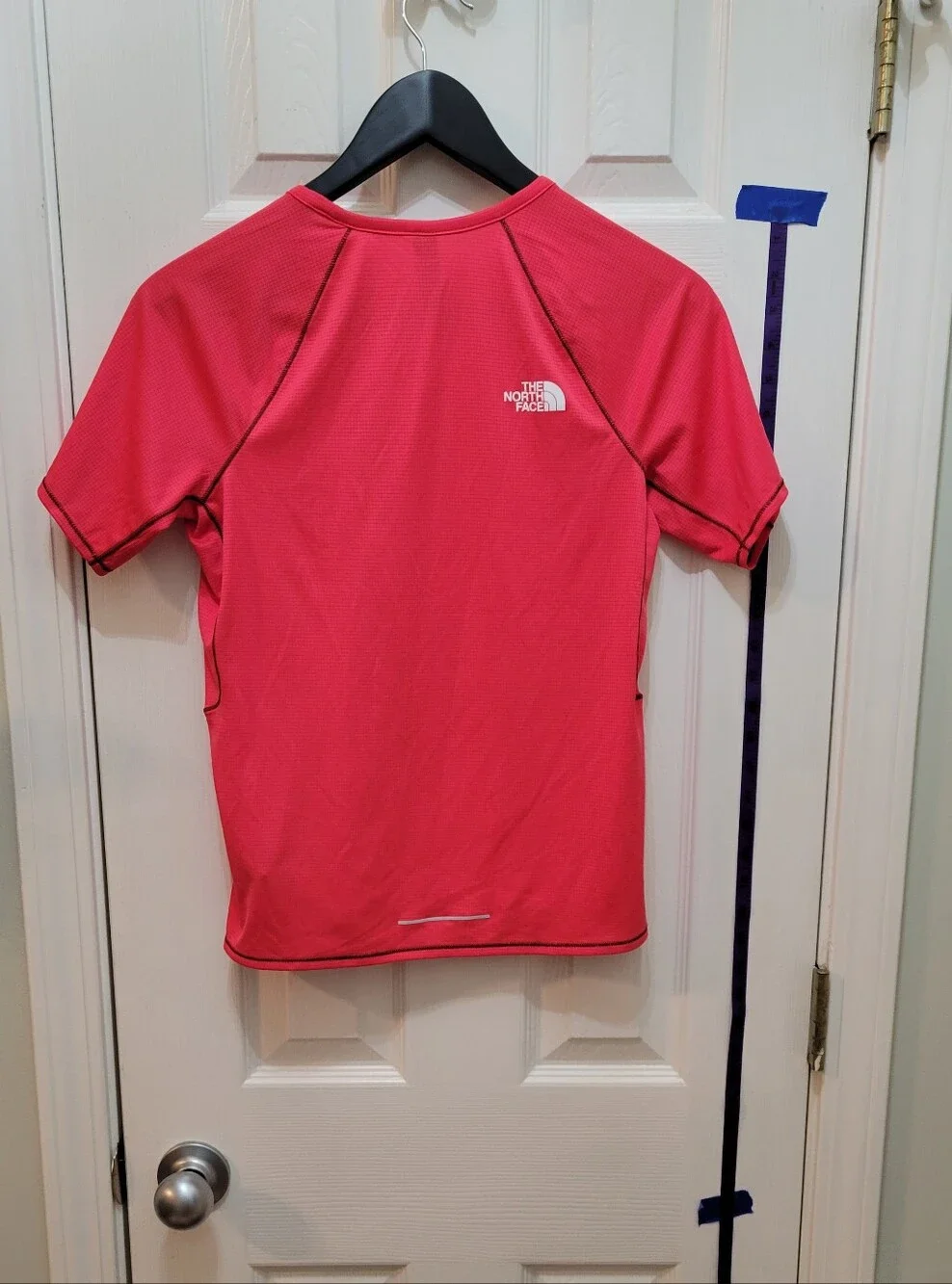 The North Face Women’s Short Sleeve Active Tee - Bright Pink - Picture 9 of 13